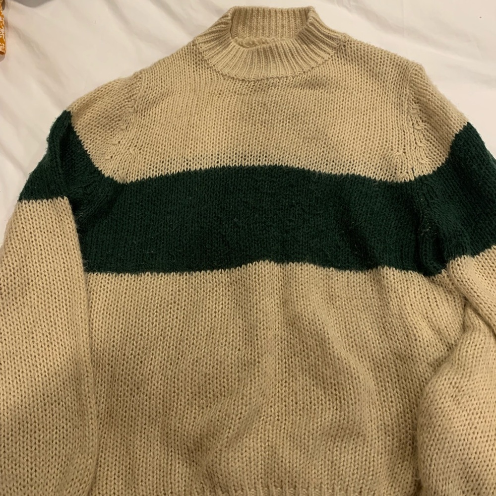 Roolee sweater